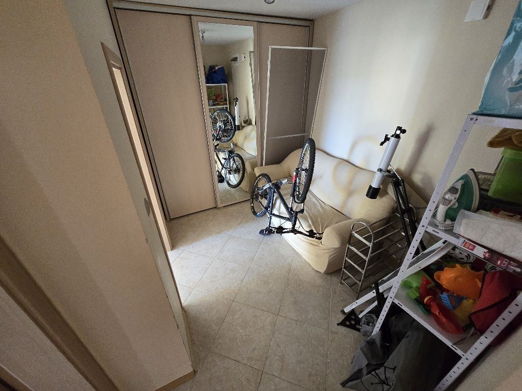 Zwei-Zimmer-Wohnung in erster Meereslinie mit Meerblick in Zarewo – Luxus, Ruhe und einzigartige Lage