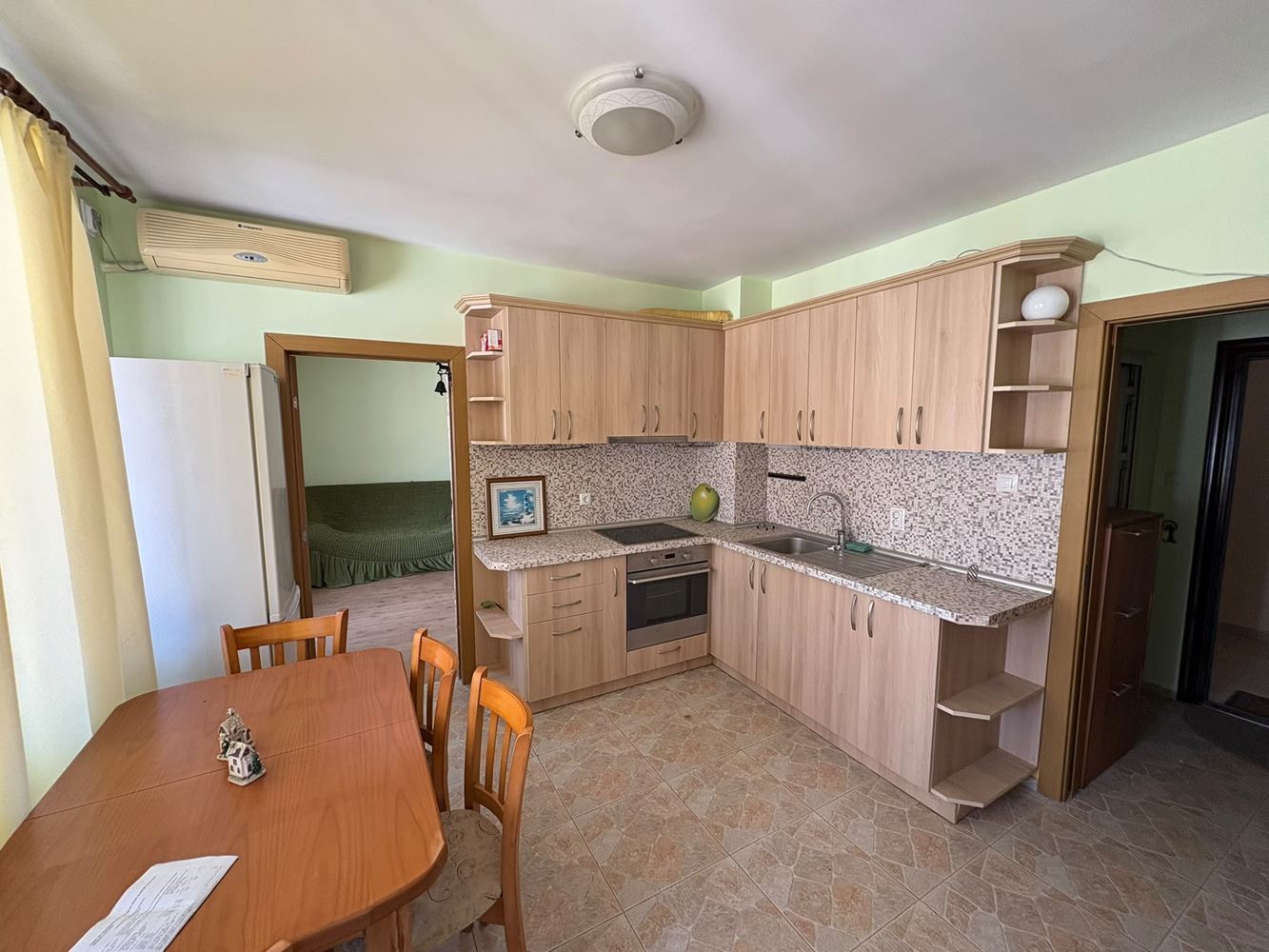 Wohnung mit zwei Schlafzimmern in Pomorie – das Meer ist bequem zu Fuß erreichbar