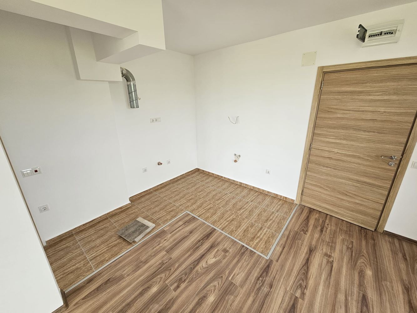Nagelneue schlüsselfertige 2-Zimmer-Wohnung in ruhiger Gegend in Aheloy