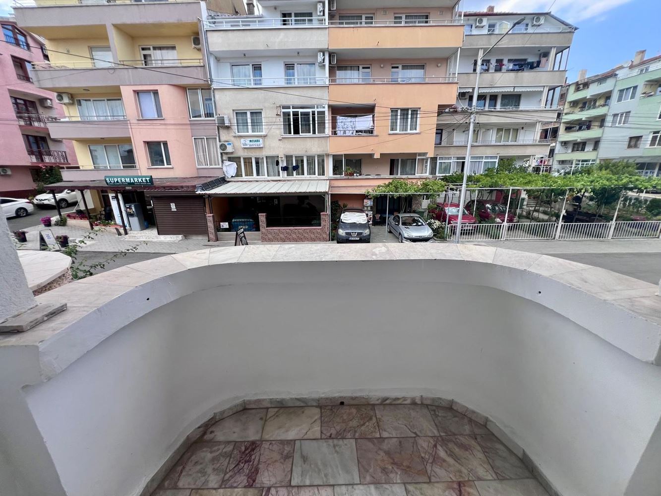 Direkt am Meer in Ravda – Maisonette mit zwei Schlafzimmern, Meerblick und eigenem Stellplatz
