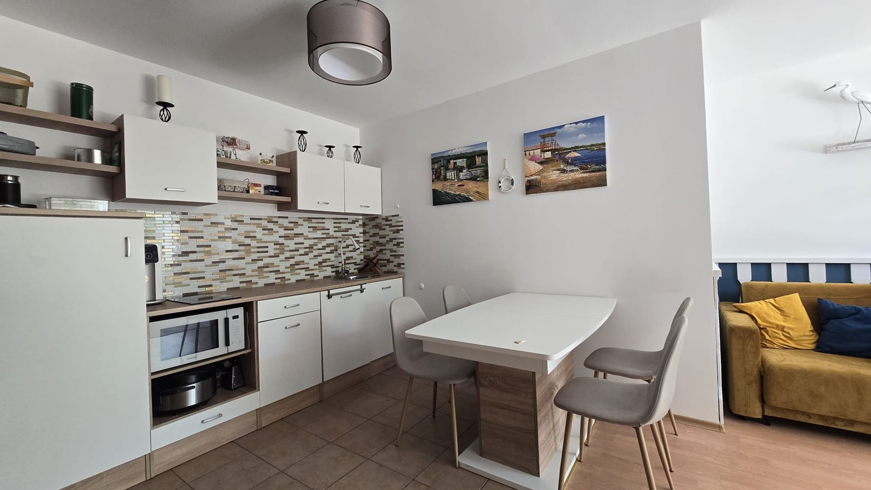 Stilvolle Ein-Zimmer-Wohnung in einer Eliteanlage in Sveti Vlas – Komfort, Ruhe und ganzjährige Nutzung