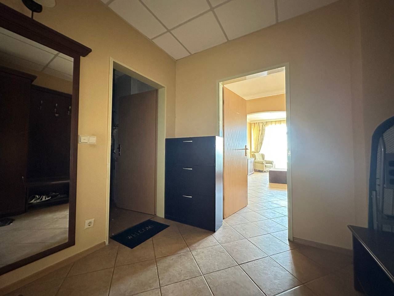 Geräumige Wohnung mit Meerblick in erster Meereslinie in Pomorie – Ferienimmobilie mit dem Gefühl eines luxuriösen Resorts