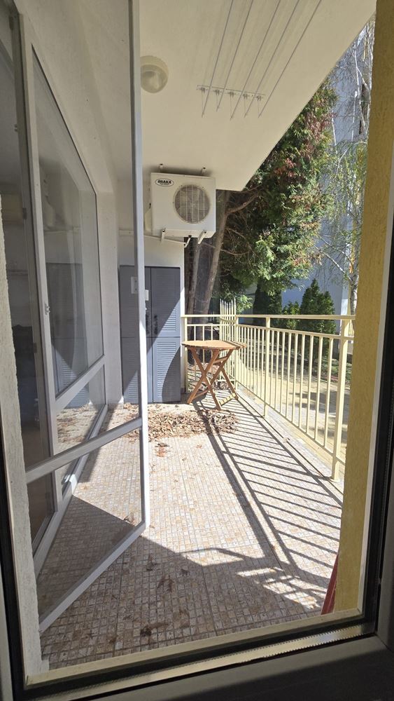 Stilvolle Ein-Zimmer-Wohnung in einer Eliteanlage in Sveti Vlas – Komfort, Ruhe und ganzjährige Nutzung