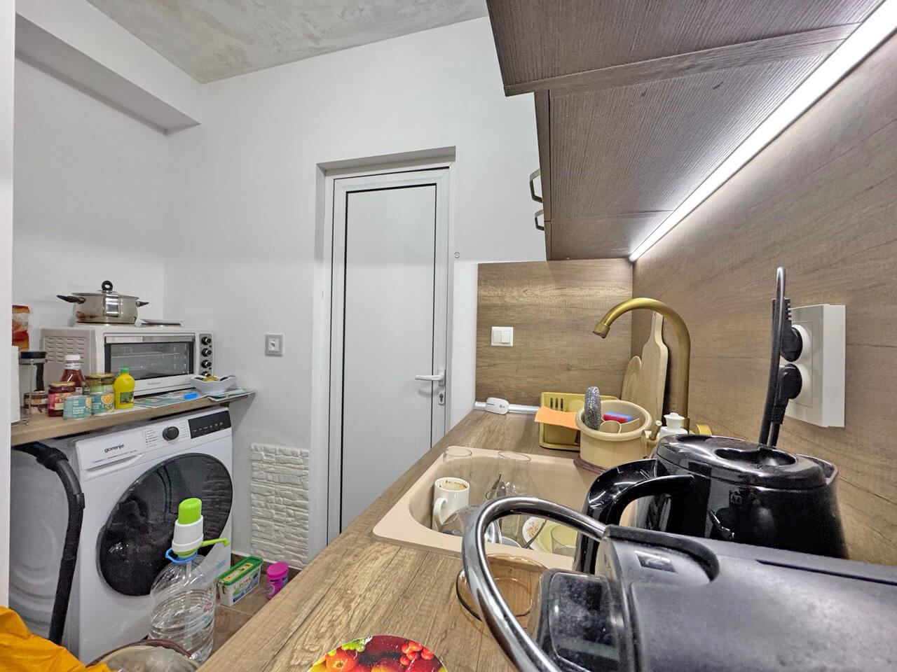 Studio mit separater Küche in einer geschlossenen Wohnanlage – eine ausgezeichnete Investition und ein gemütliches Zuhause in Sonnenstrand