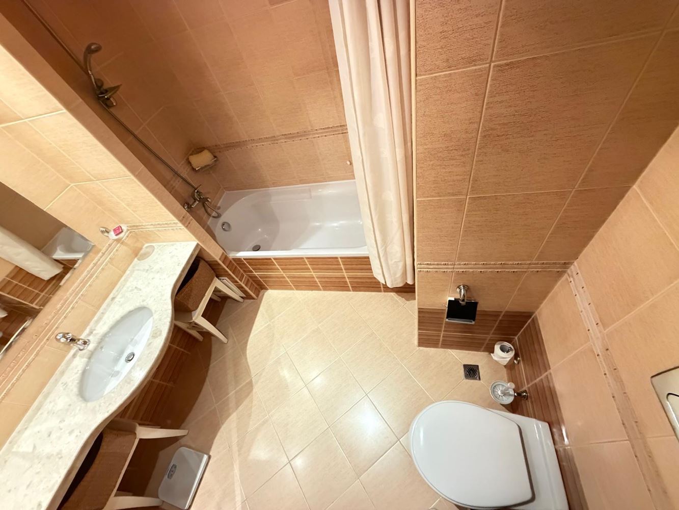 Wohnung mit einem Schlafzimmer und direktem Zugang zum Pool in Sonnenstrand – Luxus, Großzügigkeit und erstklassige Annehmlichkeiten