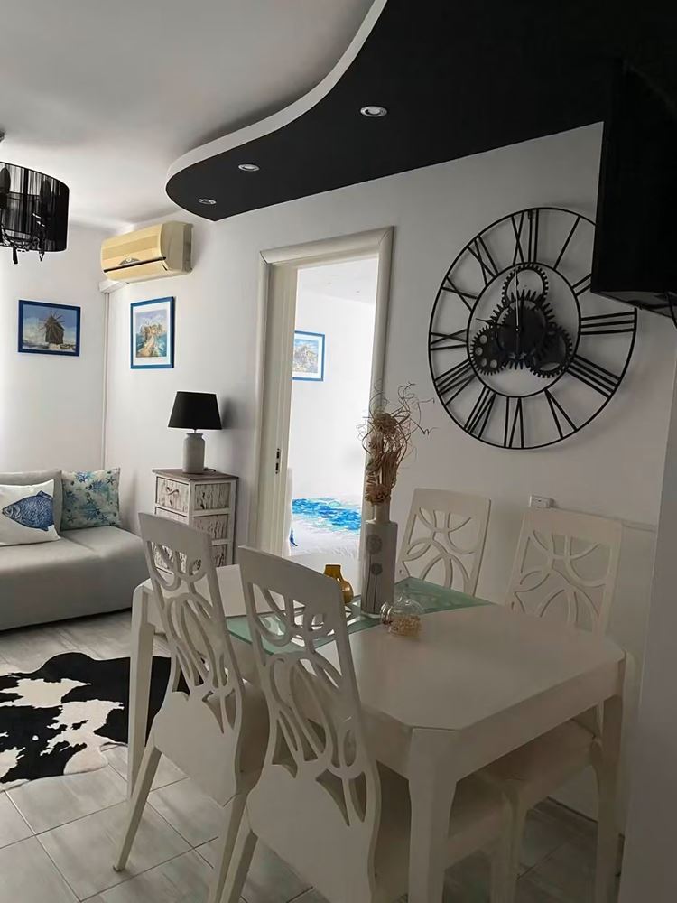 Geräumiges und stilvoll eingerichtetes Studio im Herzen von Neu-Nessebar – ohne Instandhaltungsgebühr und in der Nähe des Südstrandes