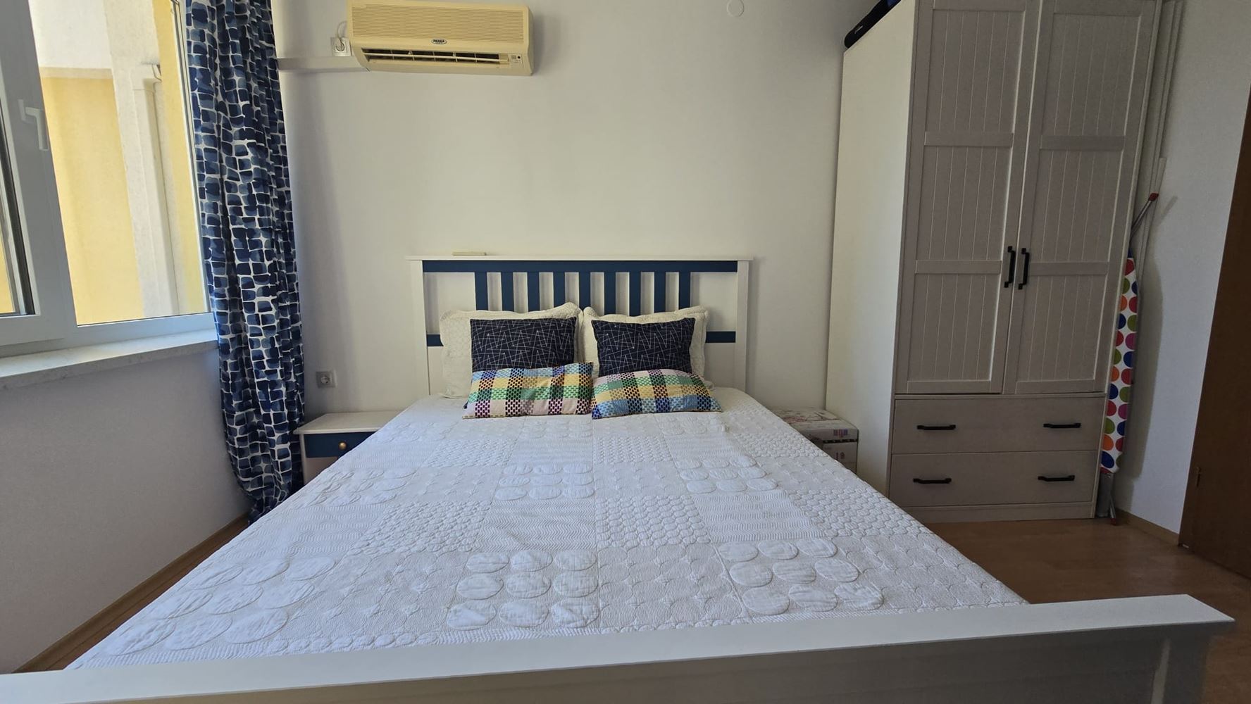 Stilvolle Ein-Zimmer-Wohnung in einer Eliteanlage in Sveti Vlas – Komfort, Ruhe und ganzjährige Nutzung