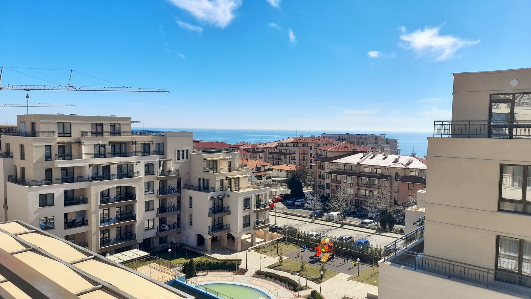 Attraktive Zweizimmerwohnung mit Meer- und Bergblick in Sveti Vlas