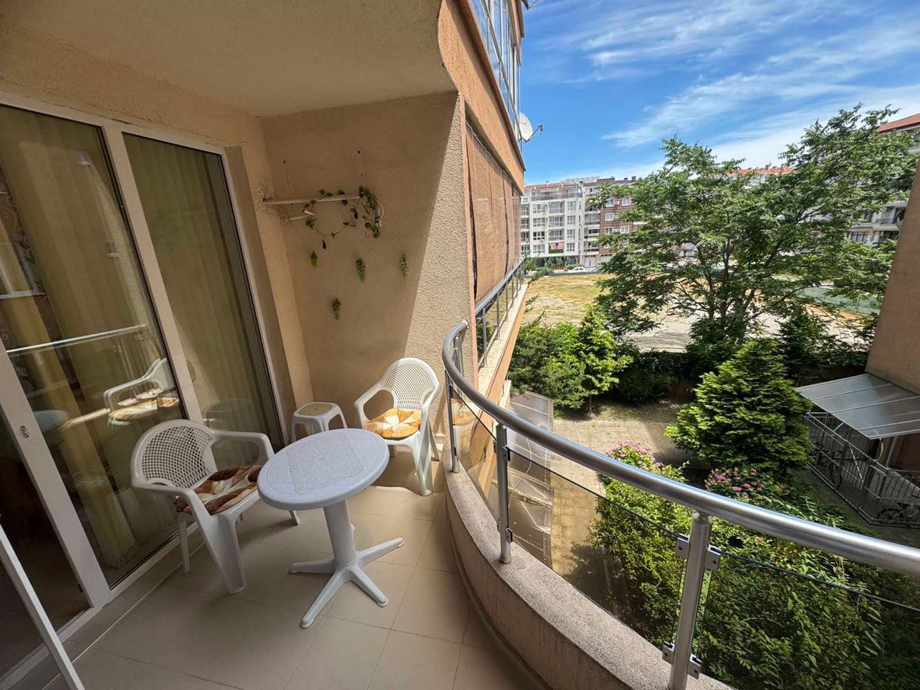 2-Zimmer-Wohnung 200 m vom Meer in Pomorie – Komfort, Lage und Funktionalität