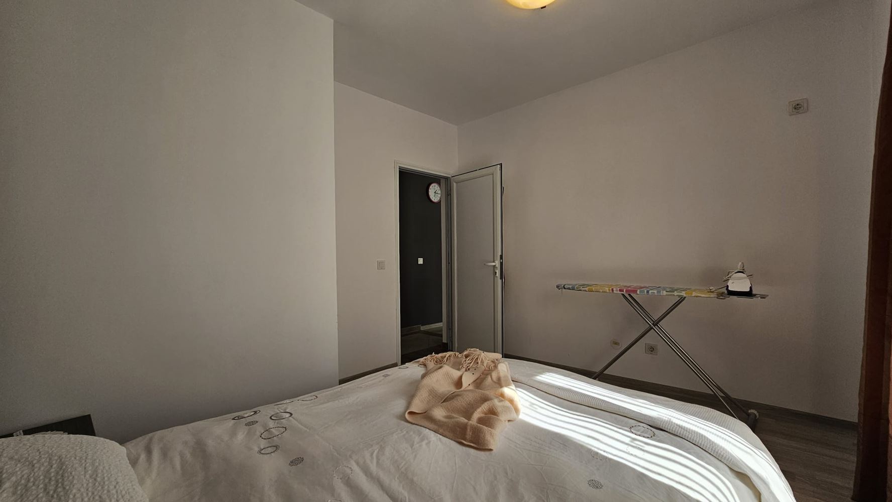Ausgezeichnete 2-Zimmer-Wohnung mit niedriger Wartungsgebühr in Sonnenstrand – bezugsfertig