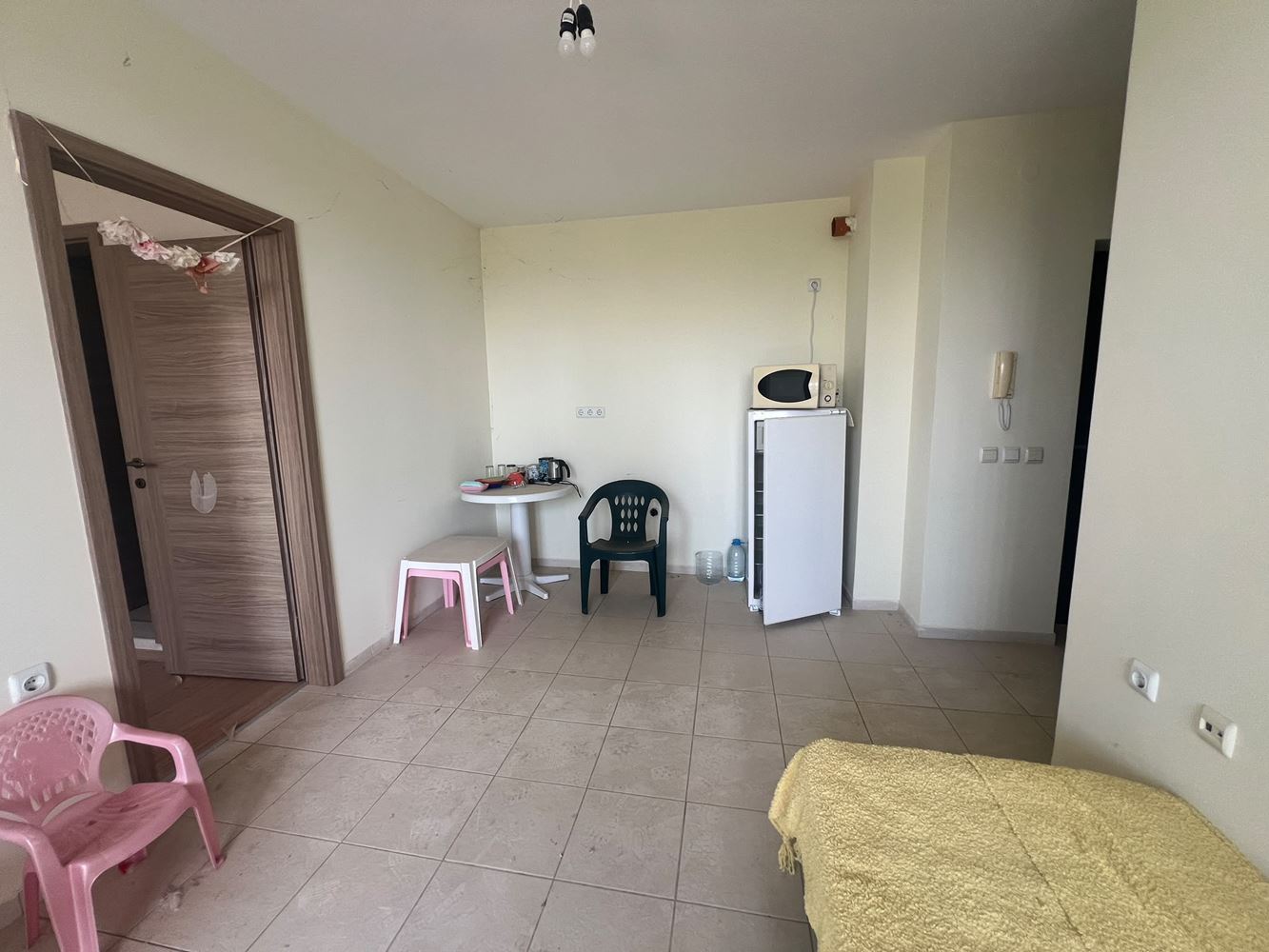 Kompakte Zweizimmerwohnung in einer grünen und ruhigen Anlage in Sonnenstrand