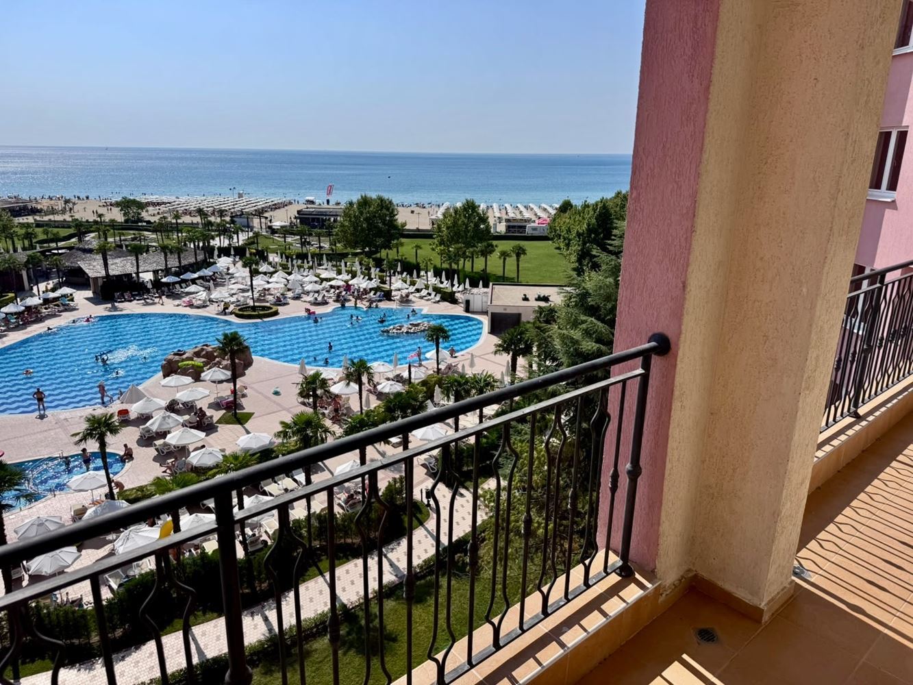 Luxuriöse Wohnung am Meer mit Panoramablick in einer prestigeträchtigen Anlage in Sonnenstrand