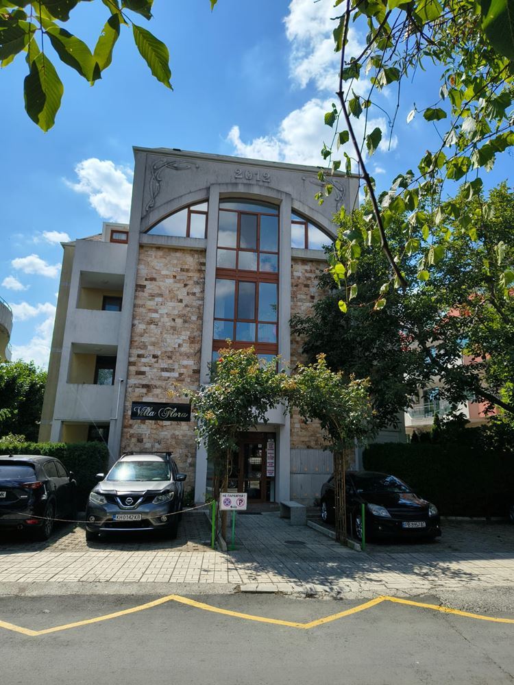 Studio in Ravda mit Swimmingpool und Stellplätzen – komfortable Immobilie am Meer zu einem erschwinglichen Preis