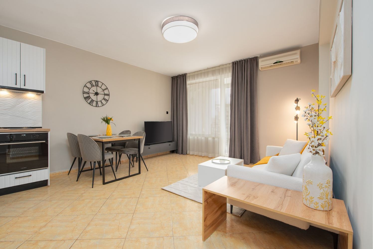 Stilvoll renovierte 3-Zimmer-Wohnung in einer gepflegten Anlage in Sonnenstrand – Komfort, Ruhe und ausgezeichnete Lage