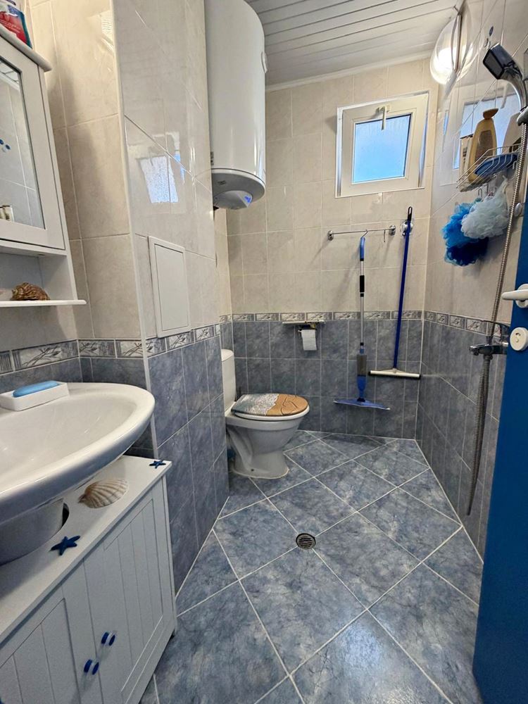 Stilvolle und vollständig renovierte Zweizimmerwohnung in Sonnenstrand – bezugsfertig