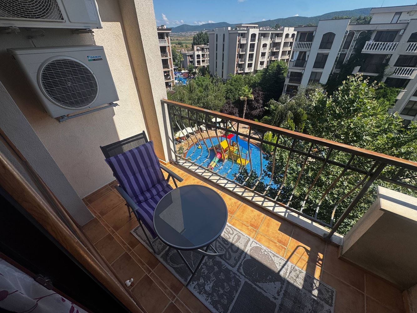 Luxuriöse 2-Zimmer-Wohnung in einer der prestigeträchtigsten Anlagen von Sonnenstrand