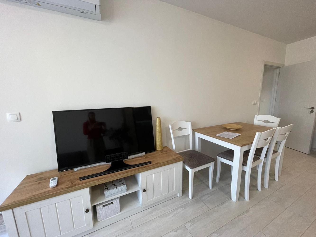 Möblierte Wohnung mit einem Schlafzimmer ohne Wartungsgebühr in Sarafovo
