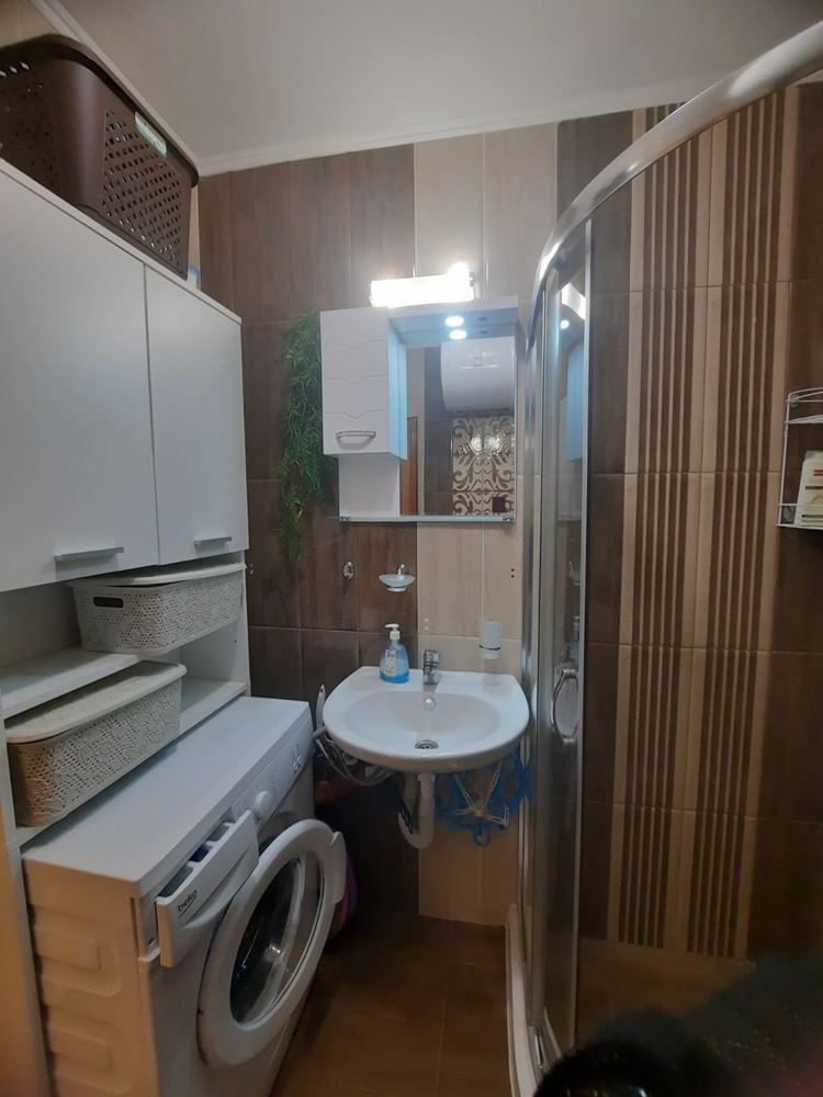 Zweizimmerwohnung nur 300 Meter vom Meer entfernt in Pomorie