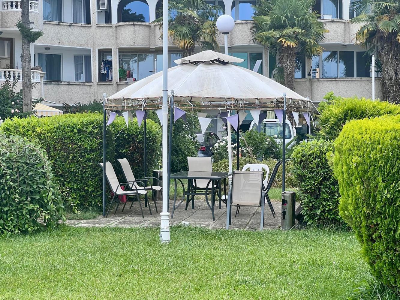 Direkt am Meer in Ravda – Maisonette mit zwei Schlafzimmern, Meerblick und eigenem Stellplatz