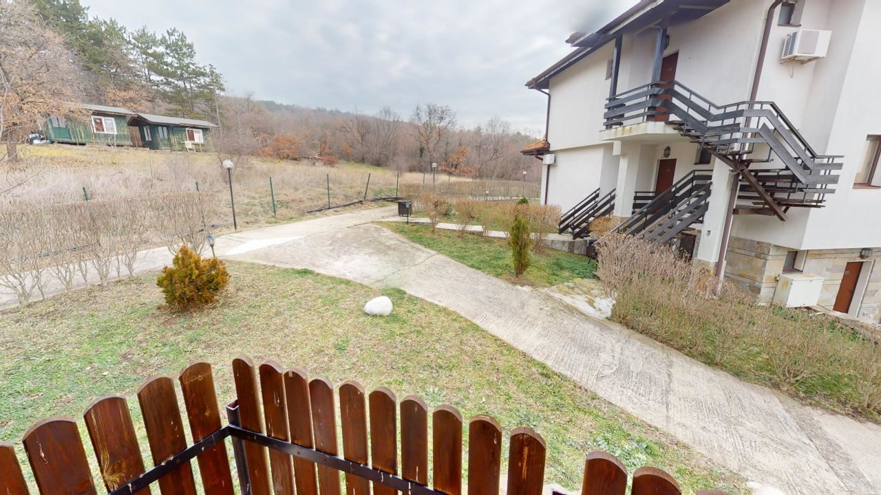 3-Zimmer-Wohnung mit Bergpanorama in einer ganzjährig betriebenen Anlage in der Region Sonnenstrand