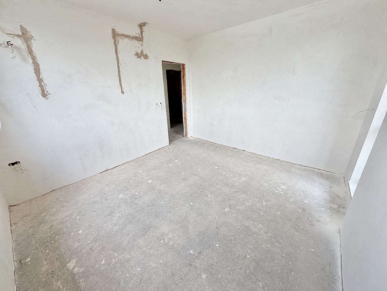 Moderne Wohnung mit zwei Schlafzimmern und Seeblick in Burgas. Mit Stellplatz!