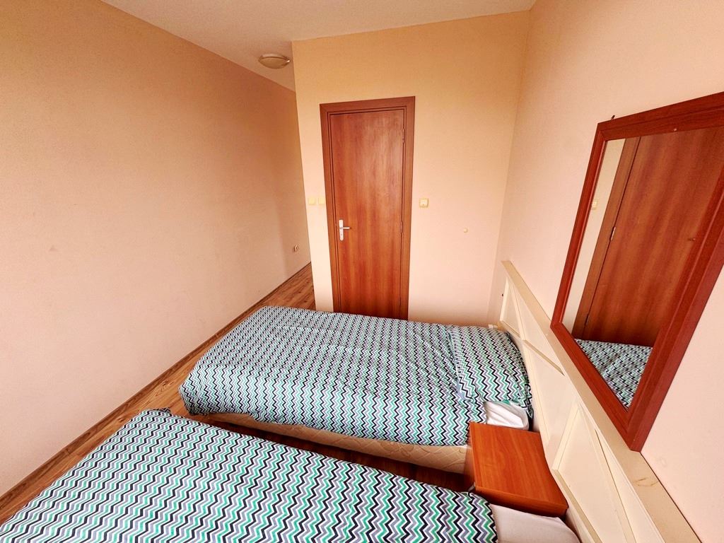 2-Zimmer-Wohnung mit Poolblick in einer prestigeträchtigen Anlage in Sonnenstrand