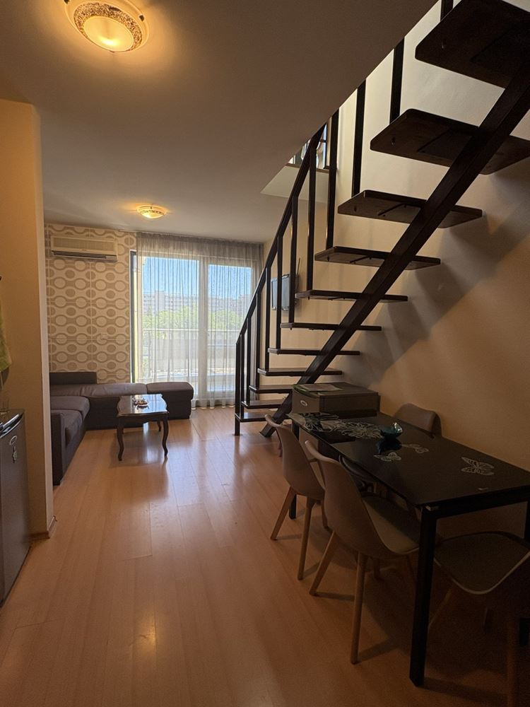 Geräumige 2-Zimmer-Maisonettewohnung in Sonnenstrand – bezugsfertig, mit niedrigen Instandhaltungskosten