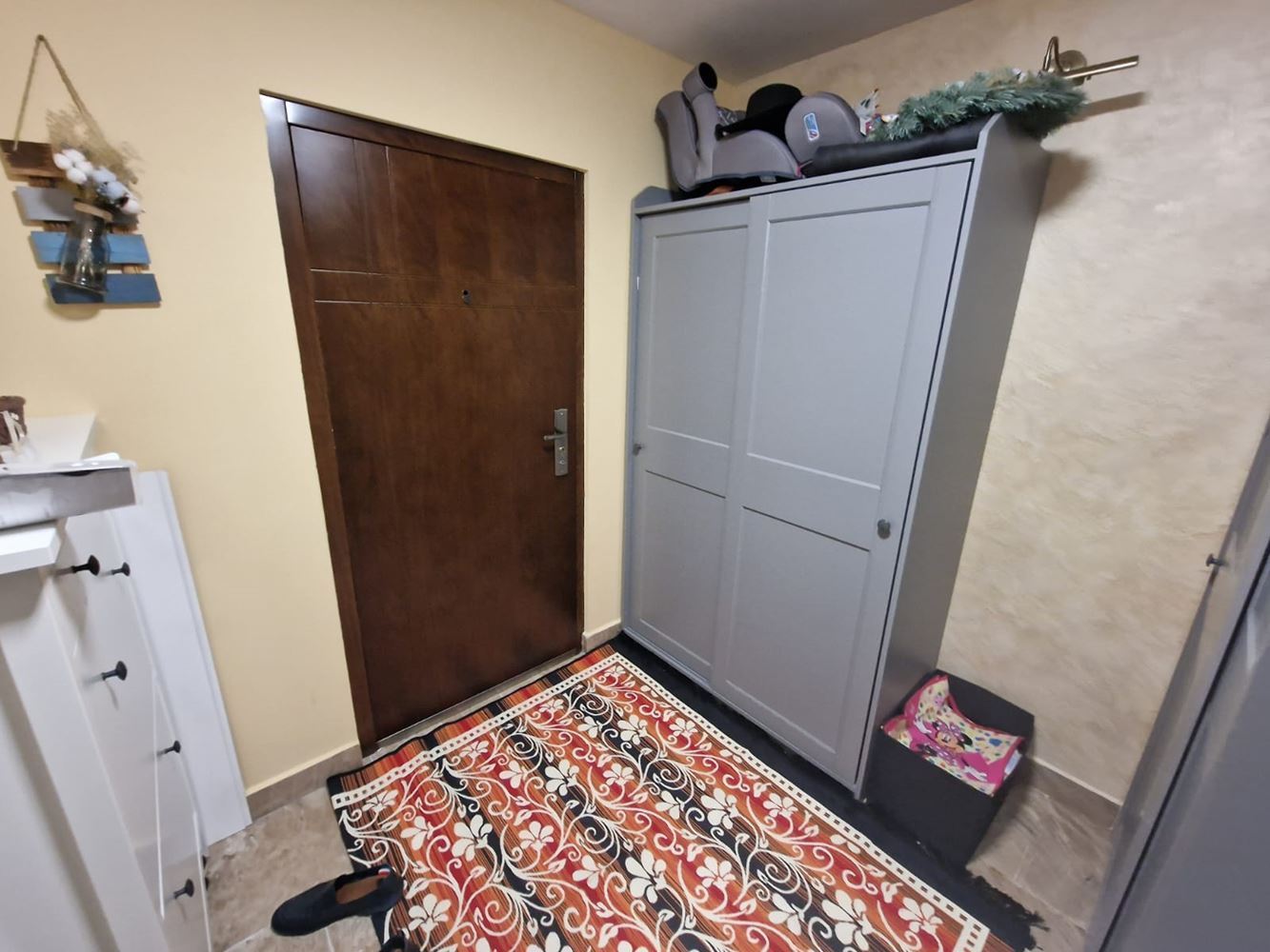Exklusive Wohnung mit drei Schlafzimmern – höchster Wohnstandard und diskreter Luxus