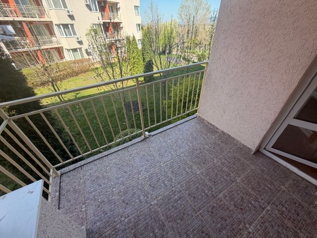 Geräumige Einzimmerwohnung in einer grünen Oase in Sonnenstrand – ideal für Urlaub und Investition