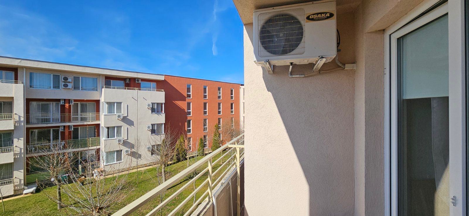 Stilvolles Studio mit Terrasse und hervorragenden Annehmlichkeiten in Sonnenstrand