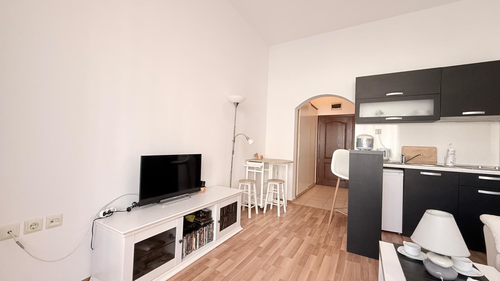 Gemütliches Studio in Sonnenstrand – komplett möbliert, mit kleinem Garten und ausgezeichnetem Vermietungspotenzial