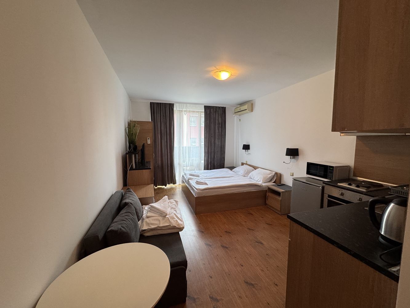 Möbliertes Studio in Sveti Vlas – Gemütliches Zuhause am Meer in einer Wohnanlage mit ausgezeichneten Annehmlichkeiten