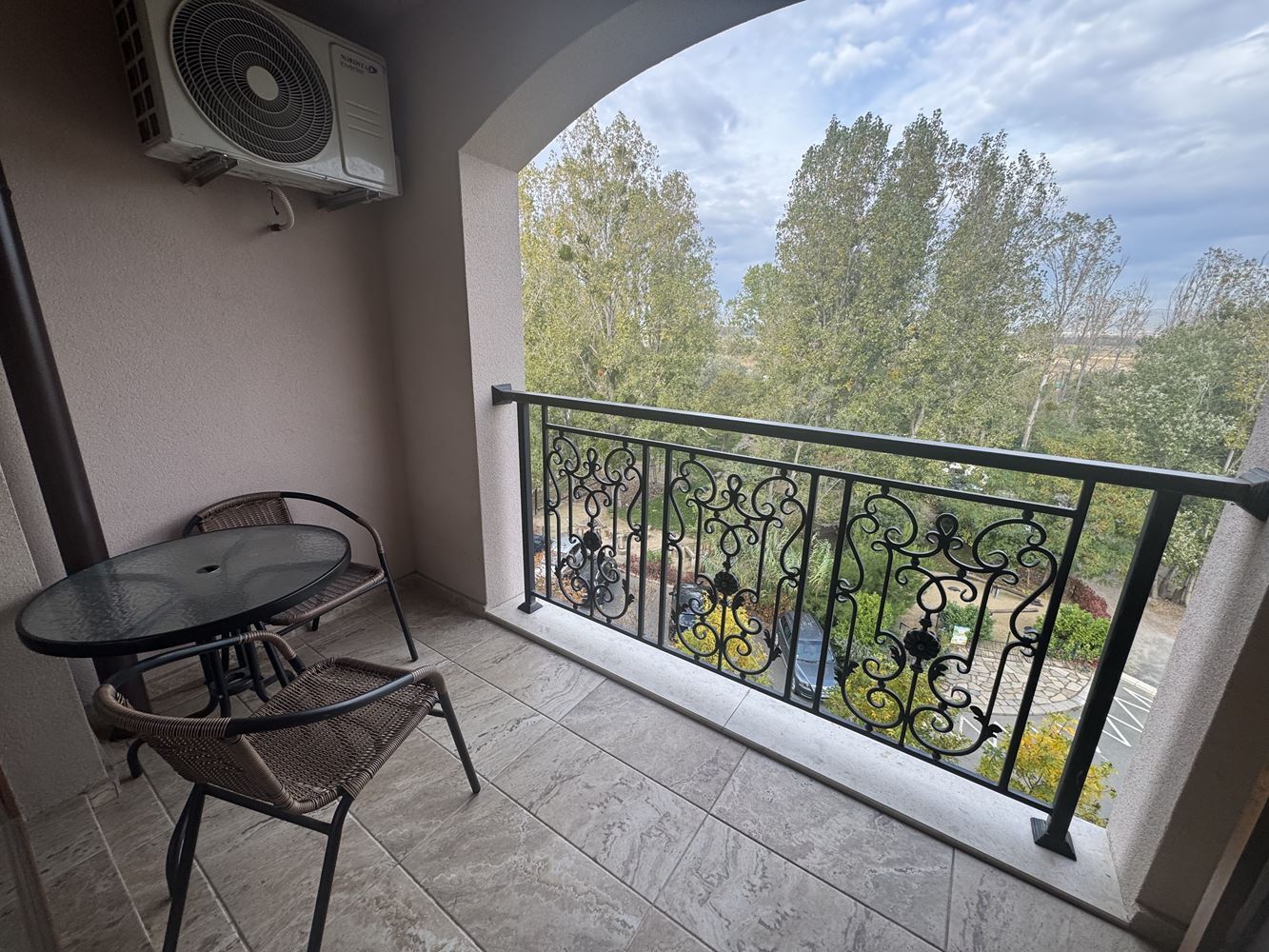 Elegantes Studio in einer luxuriösen Anlage im Herzen von Sonnenstrand – Komfort, Stil und Prestige
