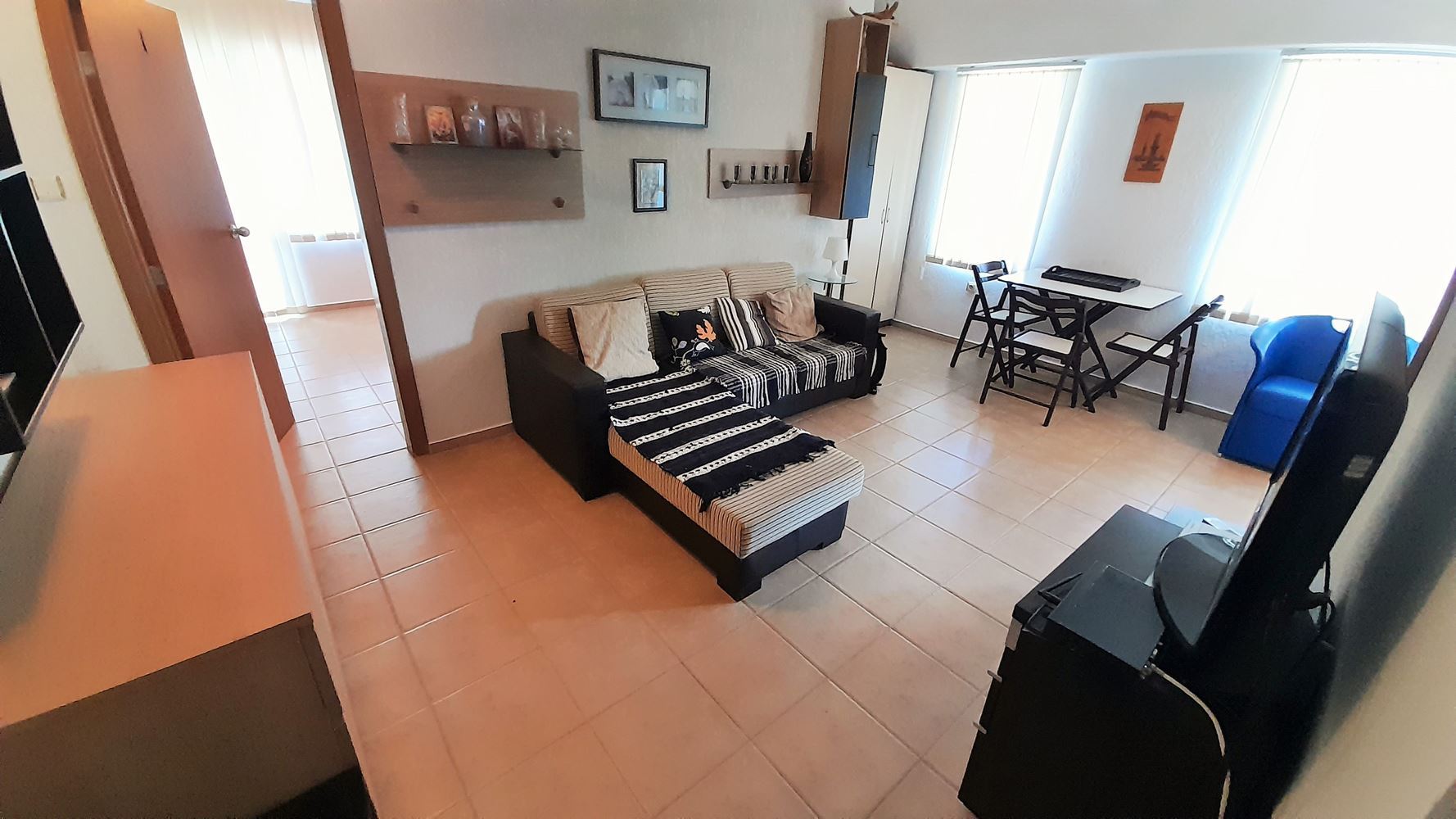 Gemütliche 2-Zimmer-Wohnung mit großzügigen Terrassen und niedriger Instandhaltungsgebühr in Sonnenstrand