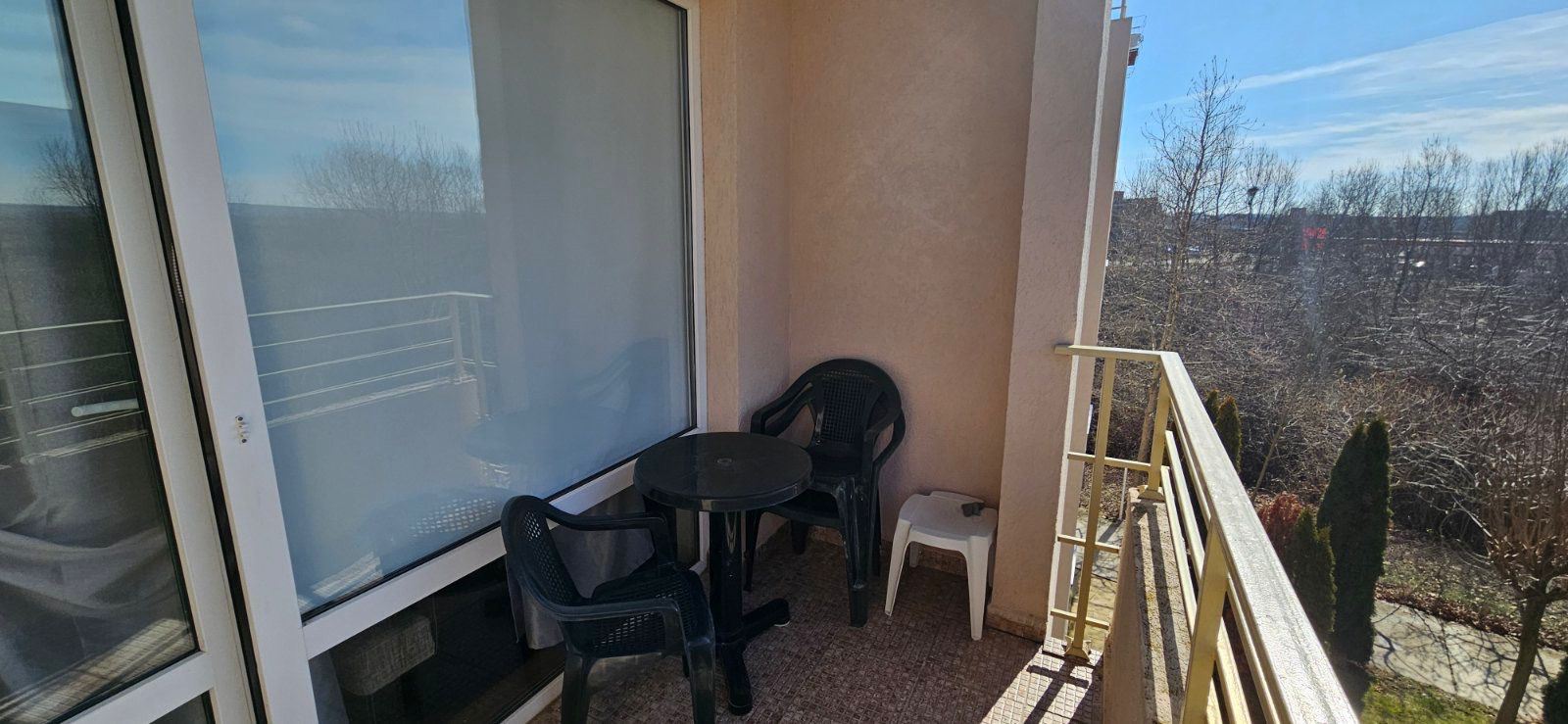 Stilvolles Studio mit Terrasse und hervorragenden Annehmlichkeiten in Sonnenstrand