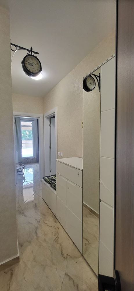Drei-Zimmer-Wohnung mit zwei Schlafzimmern und großer Panoramaterrasse in einer stilvollen Wohnanlage in Sonnenstrand