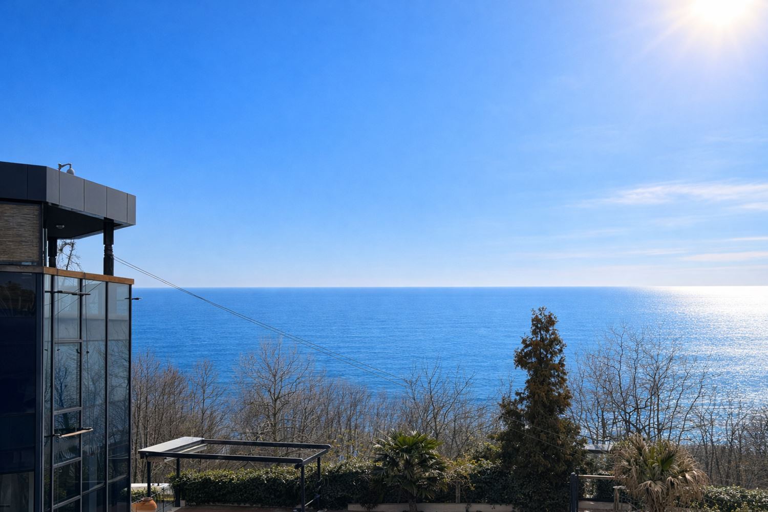 3-Zimmer-Wohnung mit Meerblick und Privatstrand in einer prestigeträchtigen Anlage in Tschernomorez