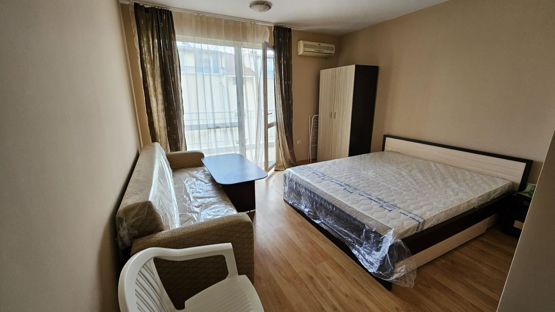 Möbliertes Studio in Ravda ohne Wartungsgebühr – nur 200 Meter vom Meer entfernt