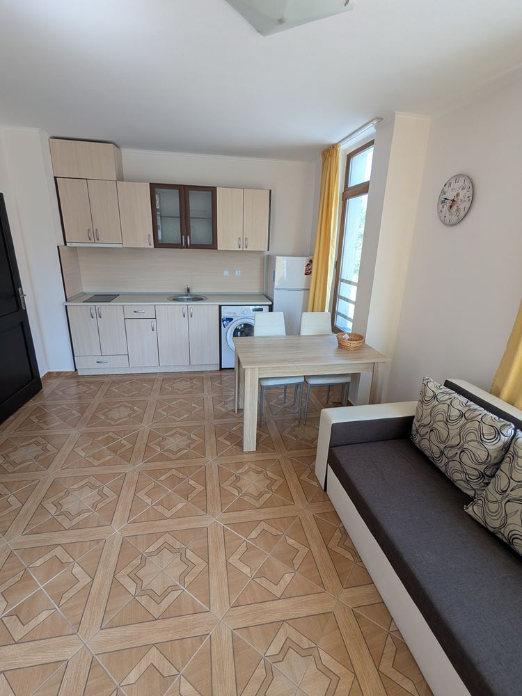 Gemütliche Wohnung mit einem Schlafzimmer in Sonnenstrand – Komfort, Annehmlichkeiten und ausgezeichnete Lage