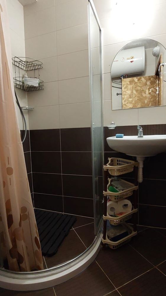 Möbliertes Studio in der Altstadt von Pomorie – 100 m vom Meer entfernt, mit großer verglaster Terrasse und ausgezeichneter Lage