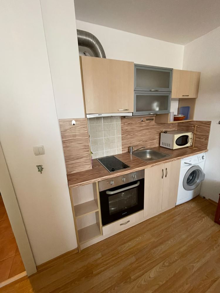Möblierte Wohnung mit einem Schlafzimmer in Sonnenstrand – ausgezeichnete Lage und Annehmlichkeiten