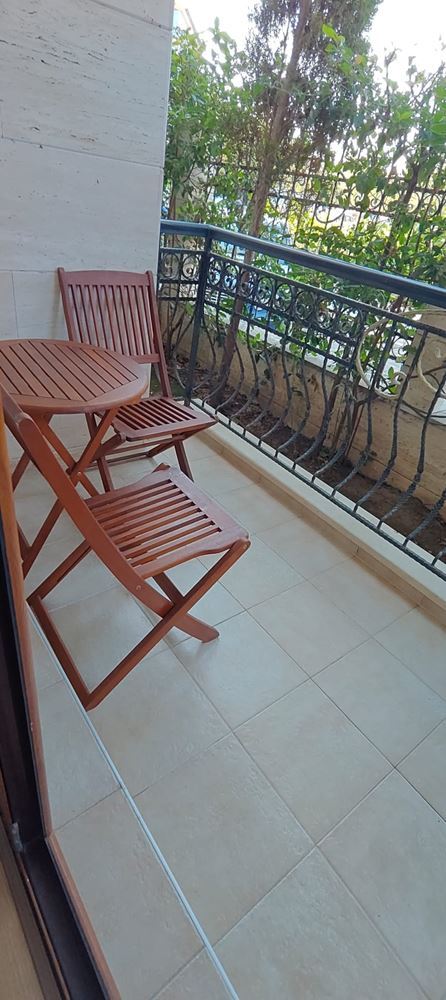 Zweizimmerwohnung im Zentrum von Sonnenstrand – elegante Anlage mit hervorragenden Annehmlichkeiten