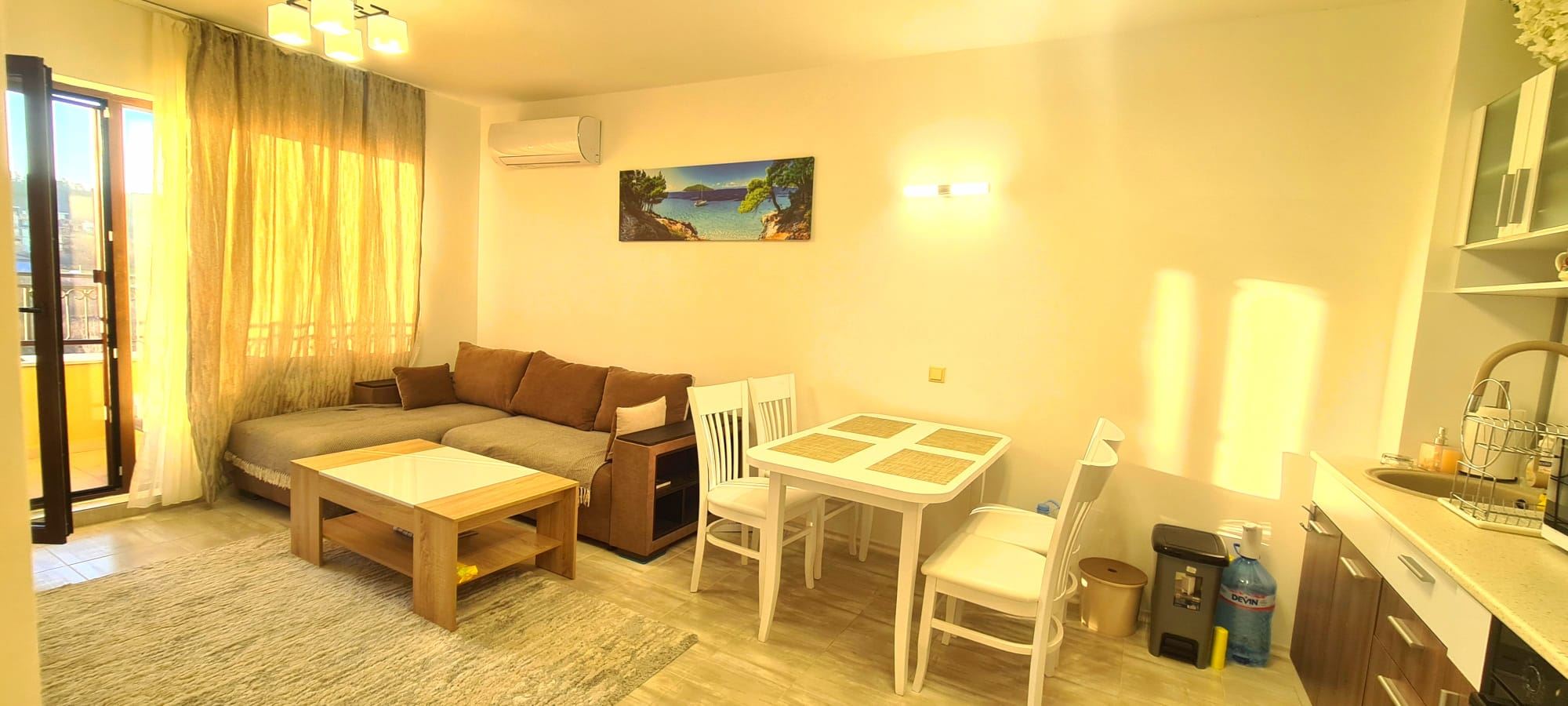 Sozopol: Drei-Zimmer-Wohnung mit zwei Schlafzimmern, 200 Meter vom Kavatsi-Strand entfernt – vollständig möbliert und bezugsfertig