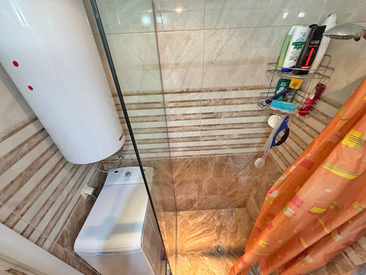 Luxuriöse Zweizimmerwohnung mit Poolblick in einer prestigeträchtigen Anlage in Sonnenstrand