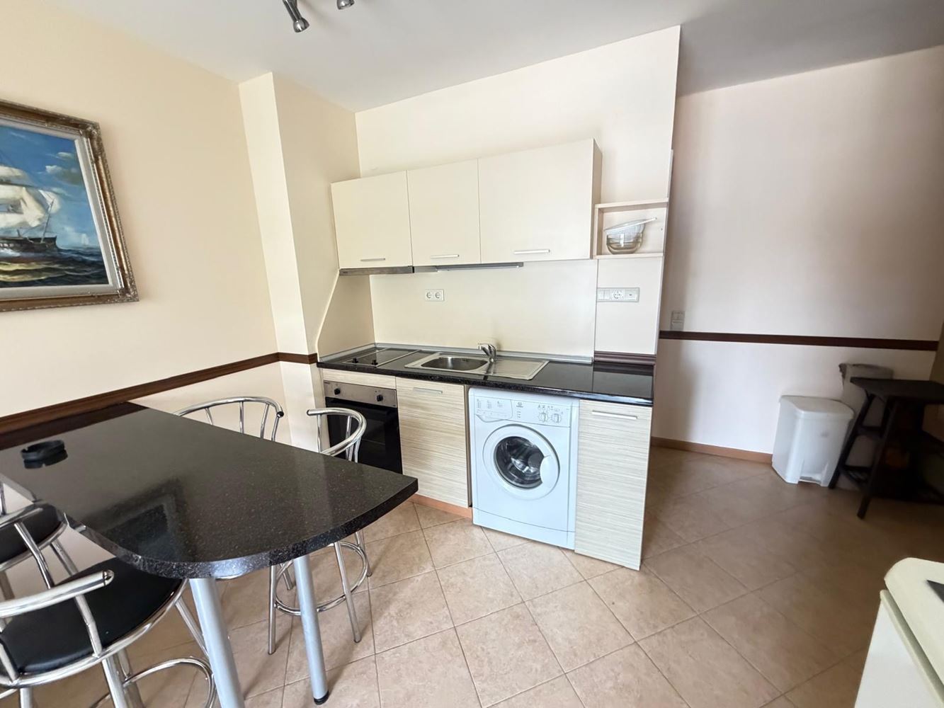 Geräumige Zwei-Zimmer-Wohnung mit direktem Zugang zum eigenen Garten in Sunny Beach – Komfort, Luxus und Gemütlichkeit