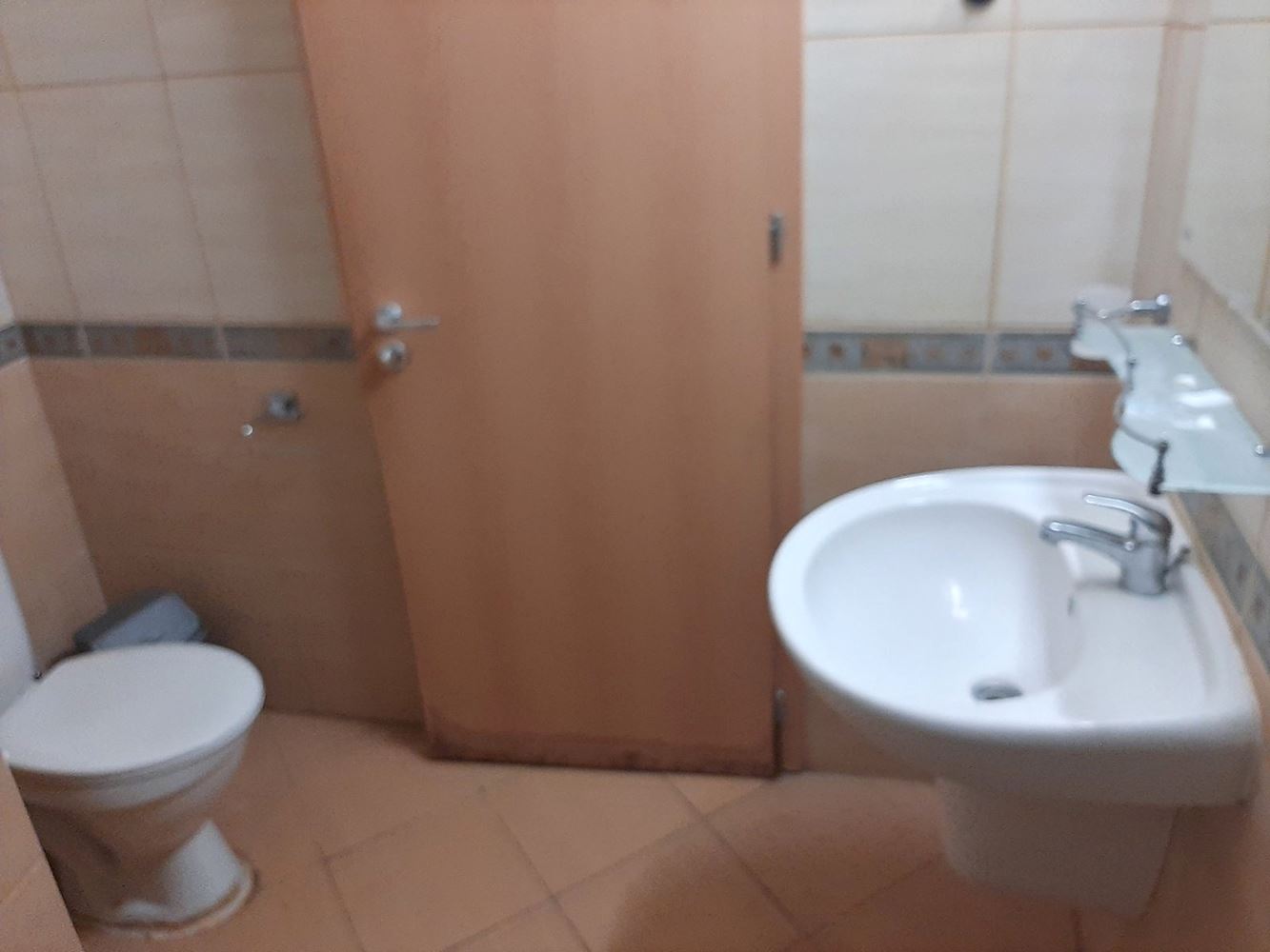 Geräumige 2-Zimmer-Wohnung mit Poolblick in Sonnenstrand