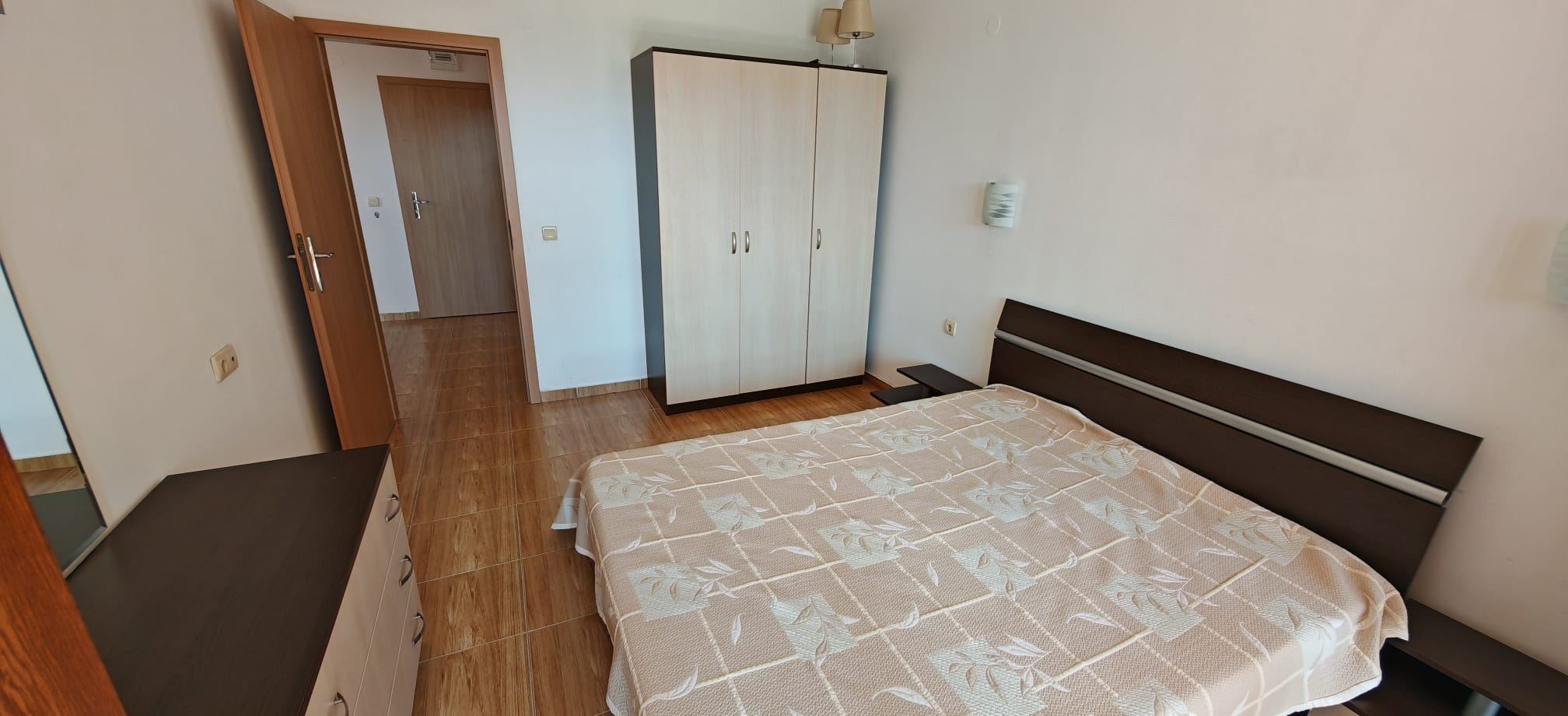 Möblierte Zweizimmerwohnung mit teilweisem Meerblick und ausgezeichneter Infrastruktur
