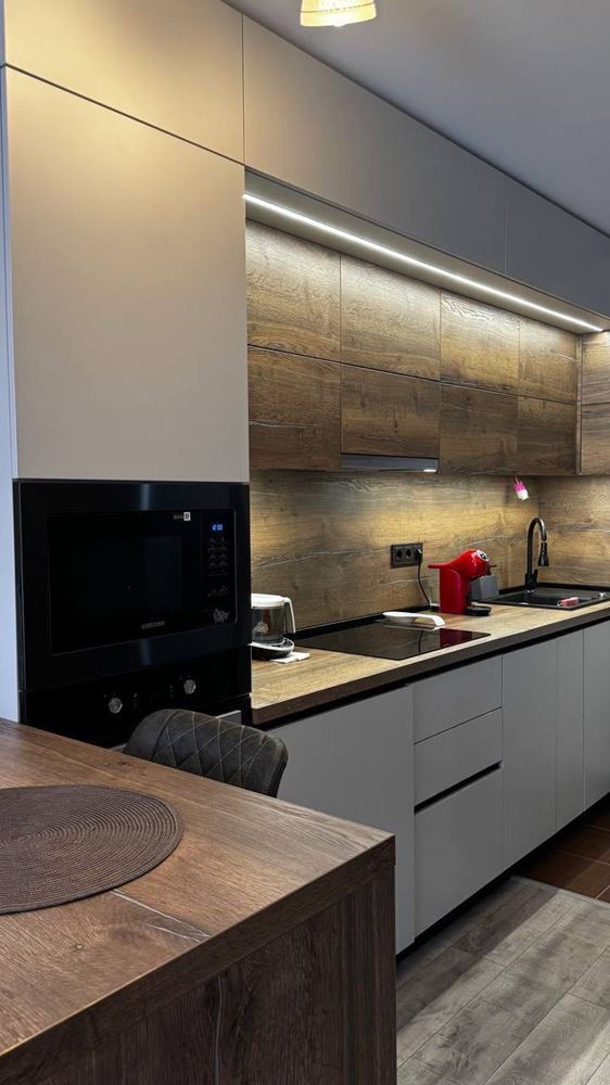 Ein-Zimmer-Wohnung in einem prestigeträchtigen Komplex mit Meer- und Grünblick