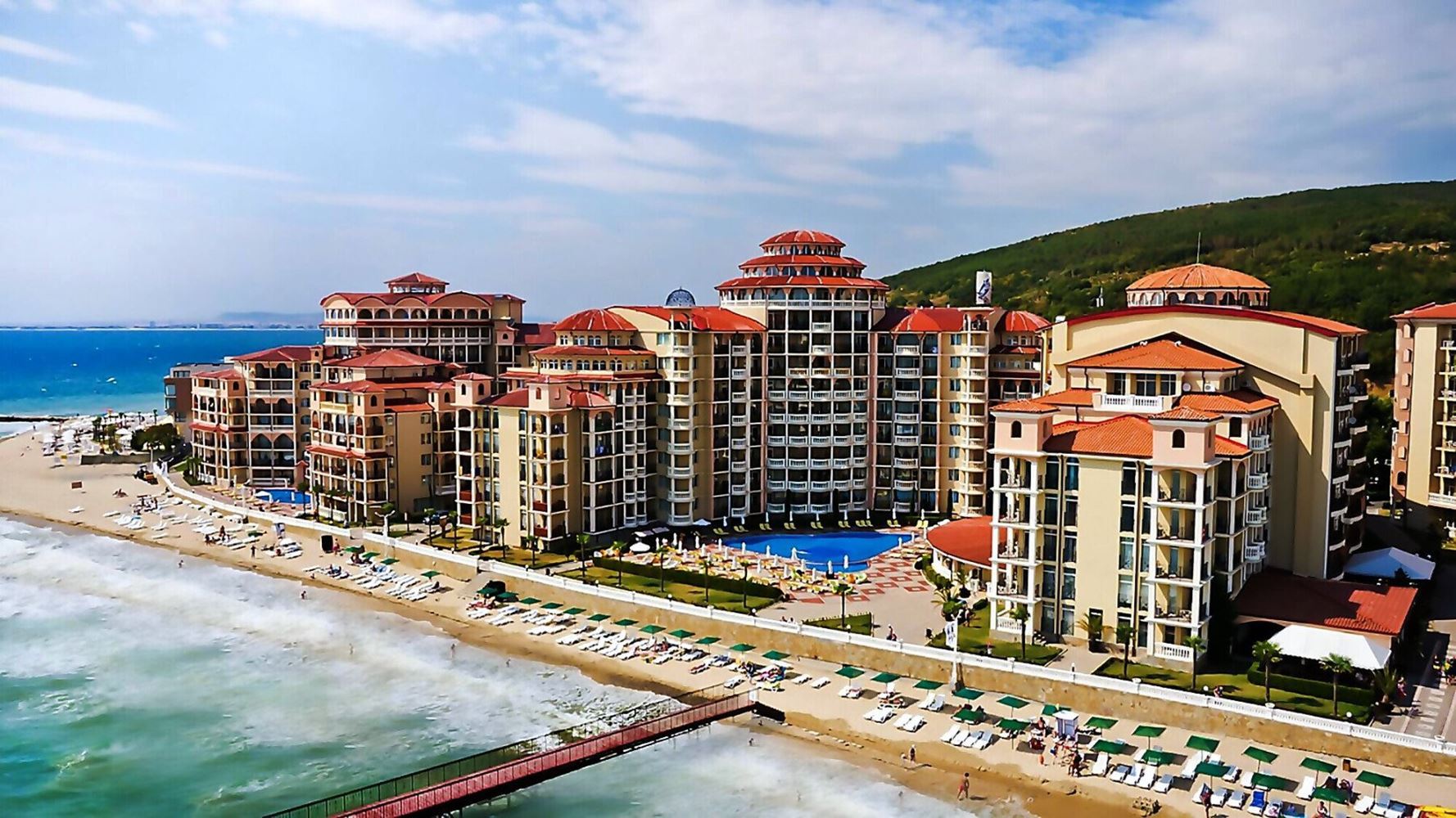 Wohnung mit einem Schlafzimmer und atemberaubendem Panoramablick auf das Meer in erster Meereslinie in Elenite