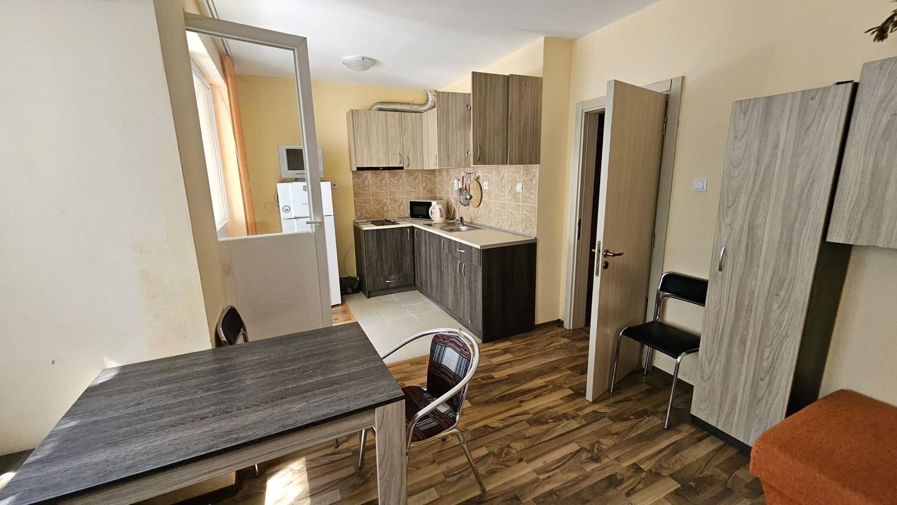Geräumige Zweizimmerwohnung in Nessebar, Stadtteil Tscherno More – ohne Wartungsgebühr und mit Act 16